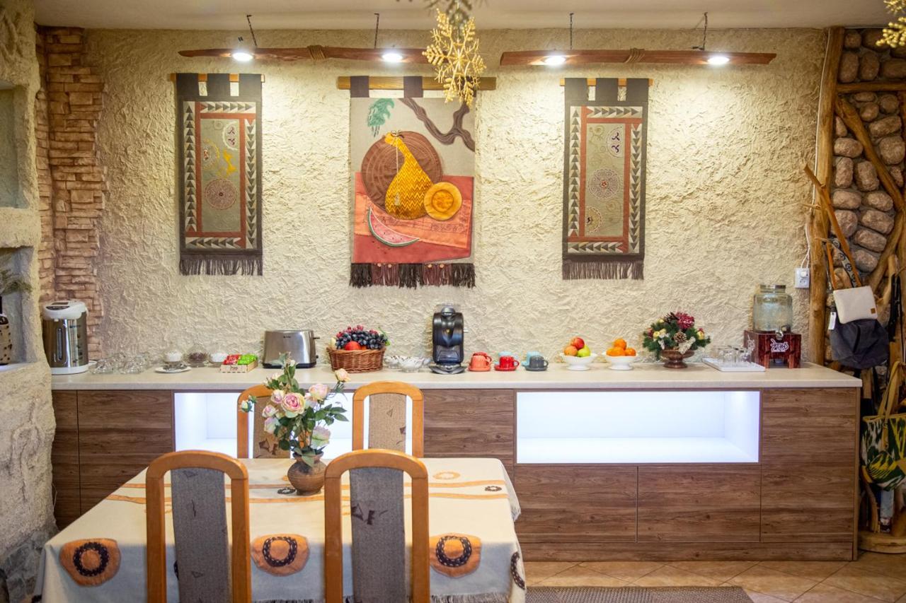 Ethno Boutique Hotel 奥什 外观 照片